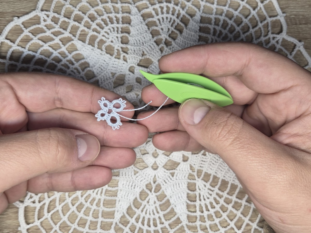 Dentelle à la navette